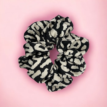 Scrunchie Svart/vit leo