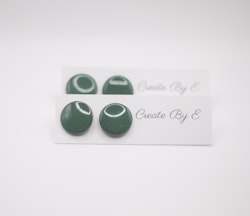 Glossy studs (mörkgrön) 1,5cm