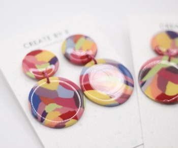 Glossy circle (flerfärgad)