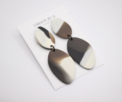 Smooth stone (svart/brun)
