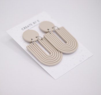 Curve (beige)