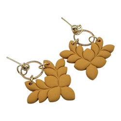 Autumn leaf
