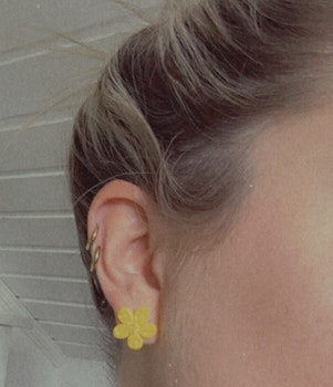 Små smörblommor (studs)