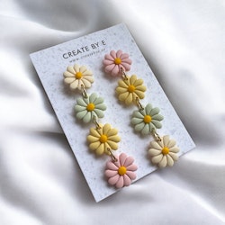 Blommor på rad (flera färger)