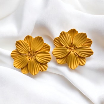 Större blommor studs (gul)