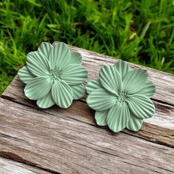 Större blommor studs (ljusgrön)