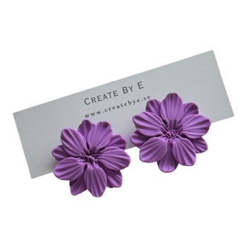 Blommor studs (lila) 2,5cm