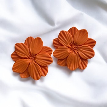 Blommor studs (orange) 3-4cm