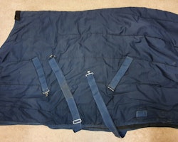 Mörkblått täcke, 155cm