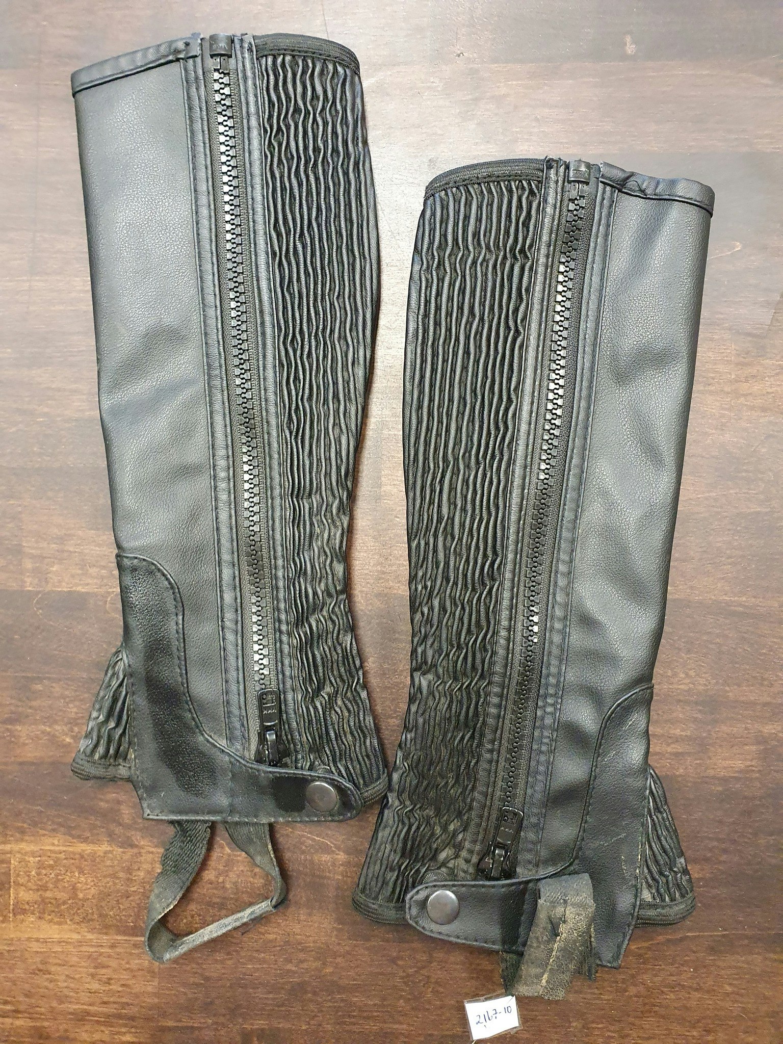 Svarta shortchaps, Längd 35cm