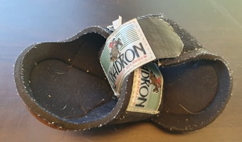 Eskadron Strykkappor, Ponny