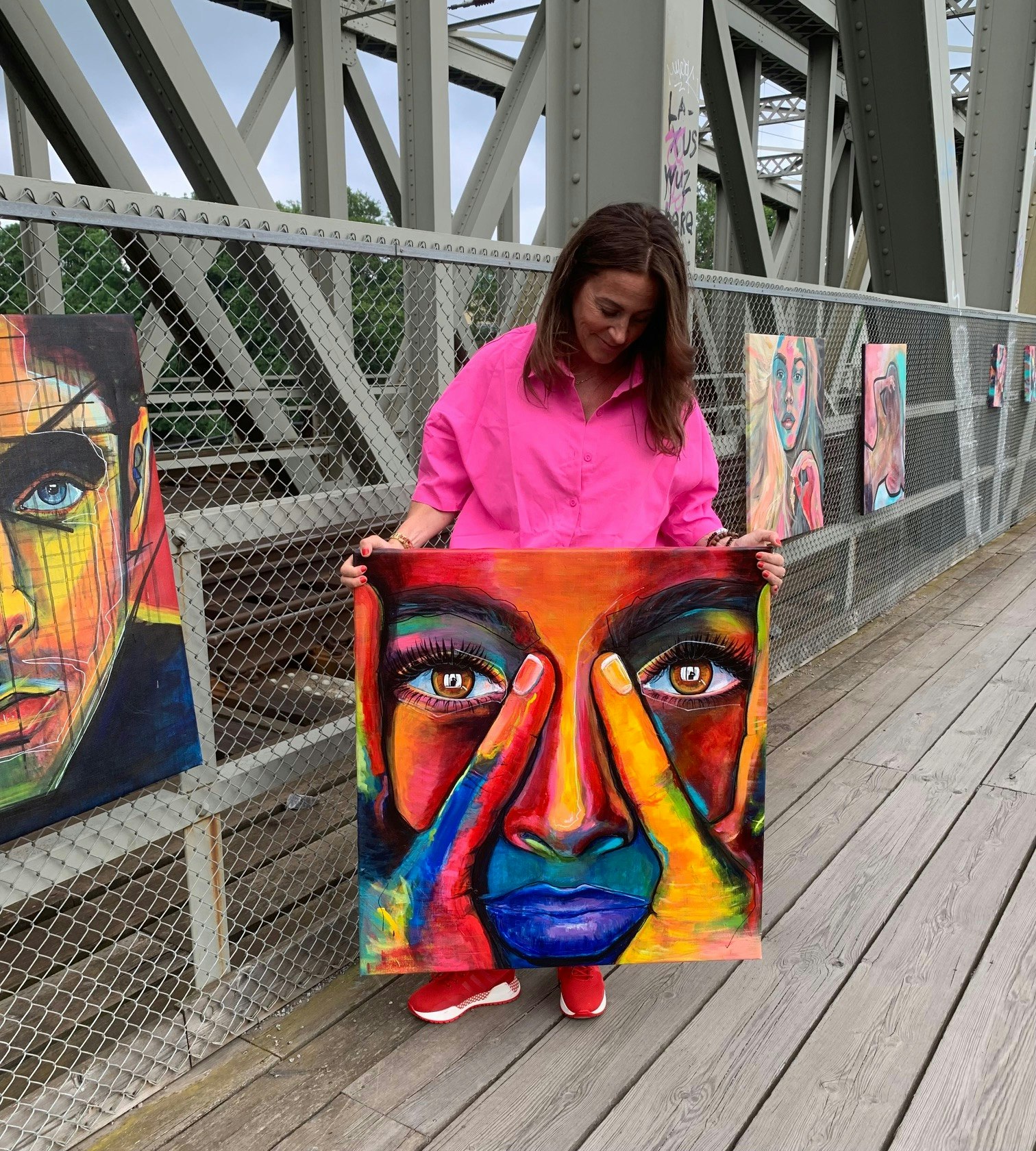 IN MY EYES 74x77cm acrylic canvas