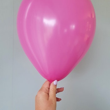 Starkrosa Ballonger