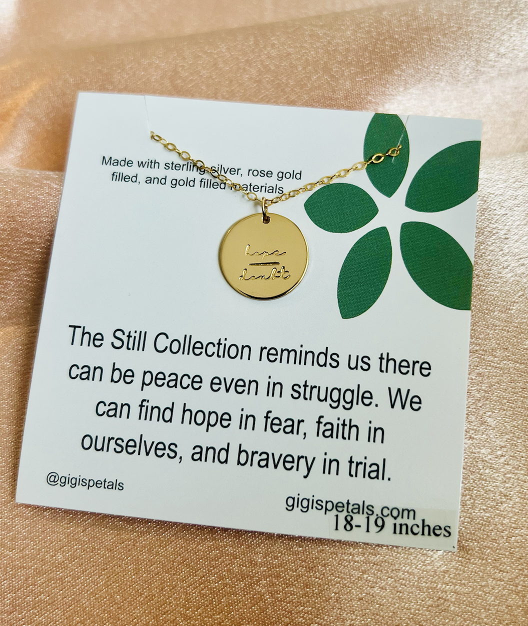 Gigis Petals - "Hope over Doubt" Gullkjede