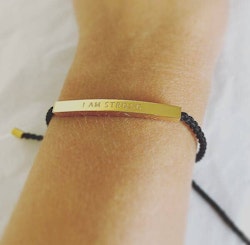 ‘I Am Strong’ Reminder Rope Bracelet