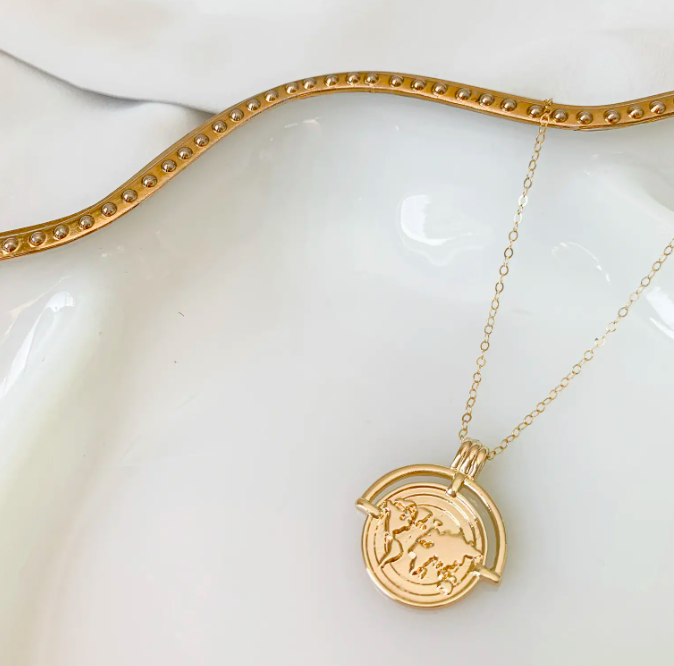 Studio Tweny Nine - The Globe Trotter Gold NEcklace