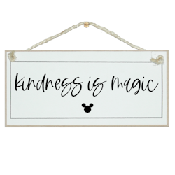 Crafty Clara Wooden Sign - "Kindess is Magic"