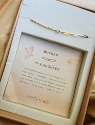 Everly Made - MOTHER & DAUGHTER armbånd i Gull