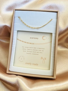 Everly Made - SISTER Gullkjede