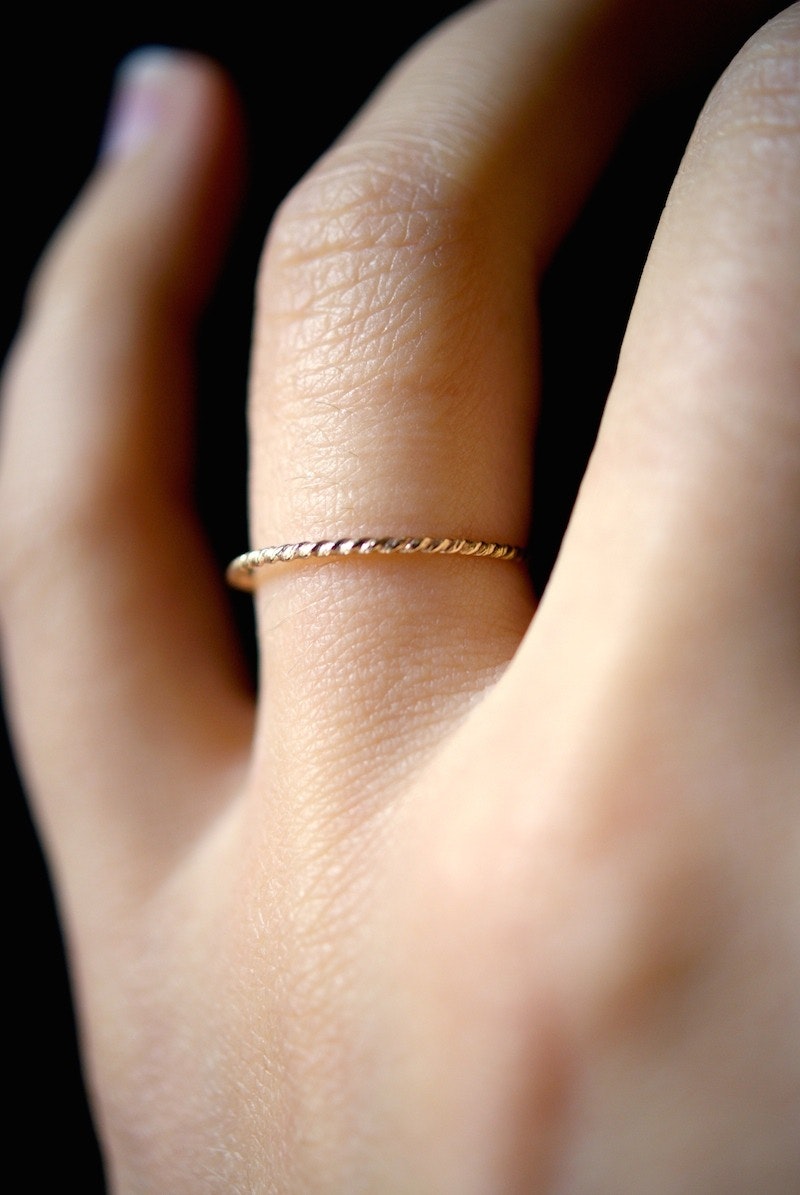 Hannah Naomi Twist Gold ring - size 9.5