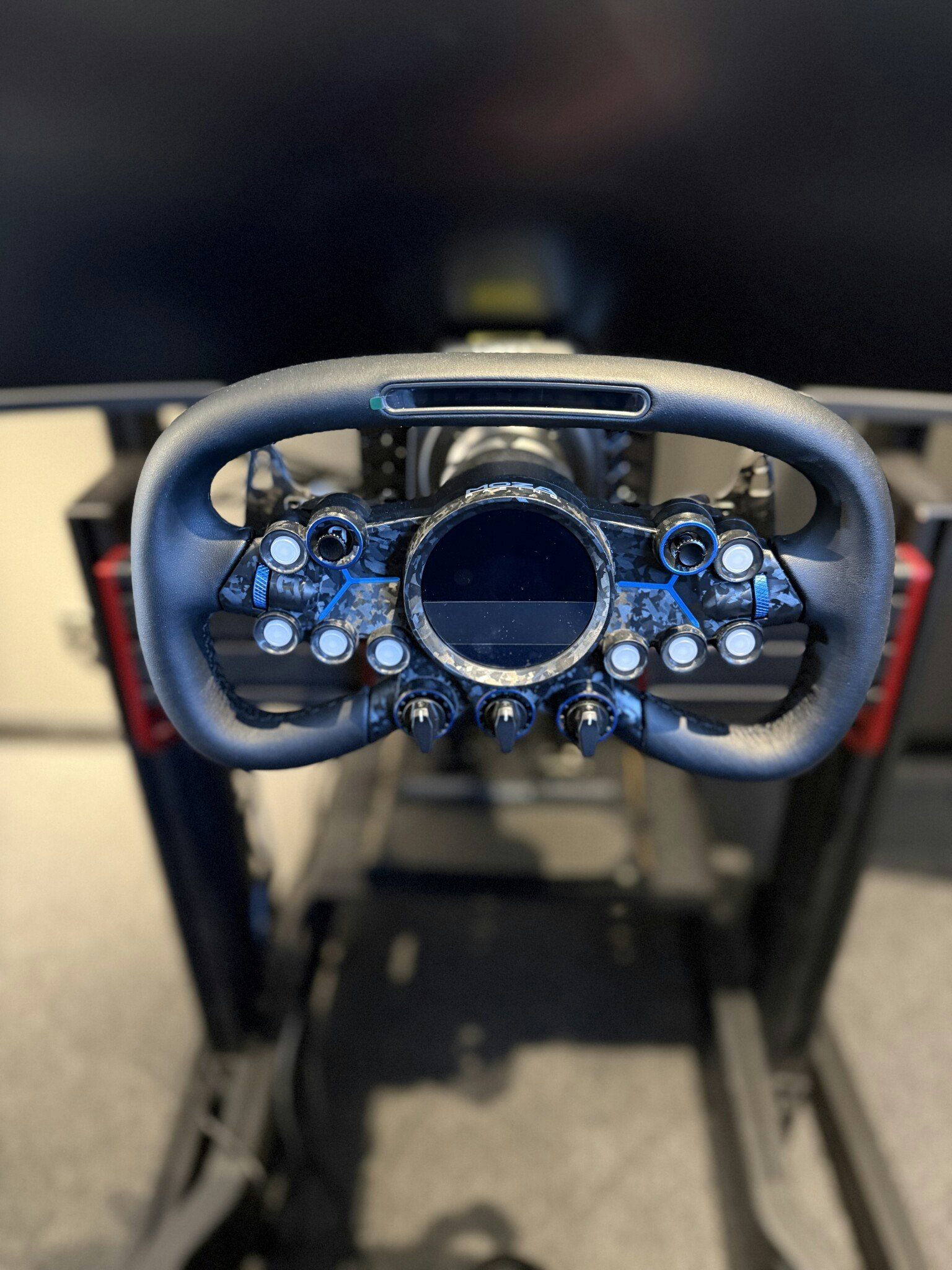 Trak Racer TR120S med Moza komplett simulator färdigbyggd