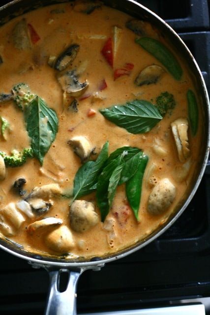 Aroy-D Panang curry paste (400g)