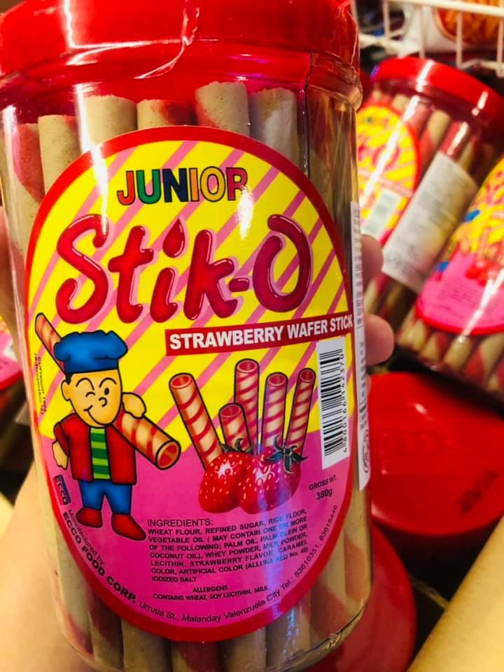 Junior Stik-O Strawberry wafer stick (380g)