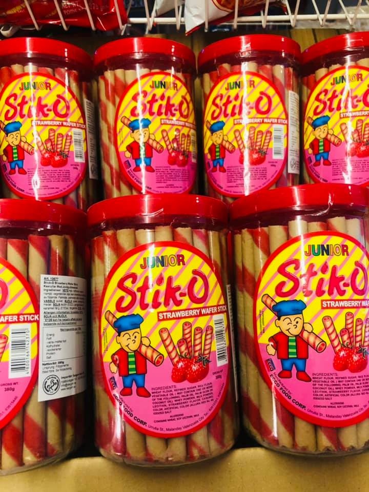 Junior Stik-O Strawberry wafer stick (380g)