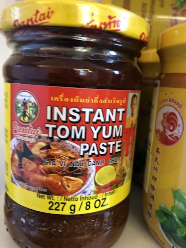 Instant tom yum paste