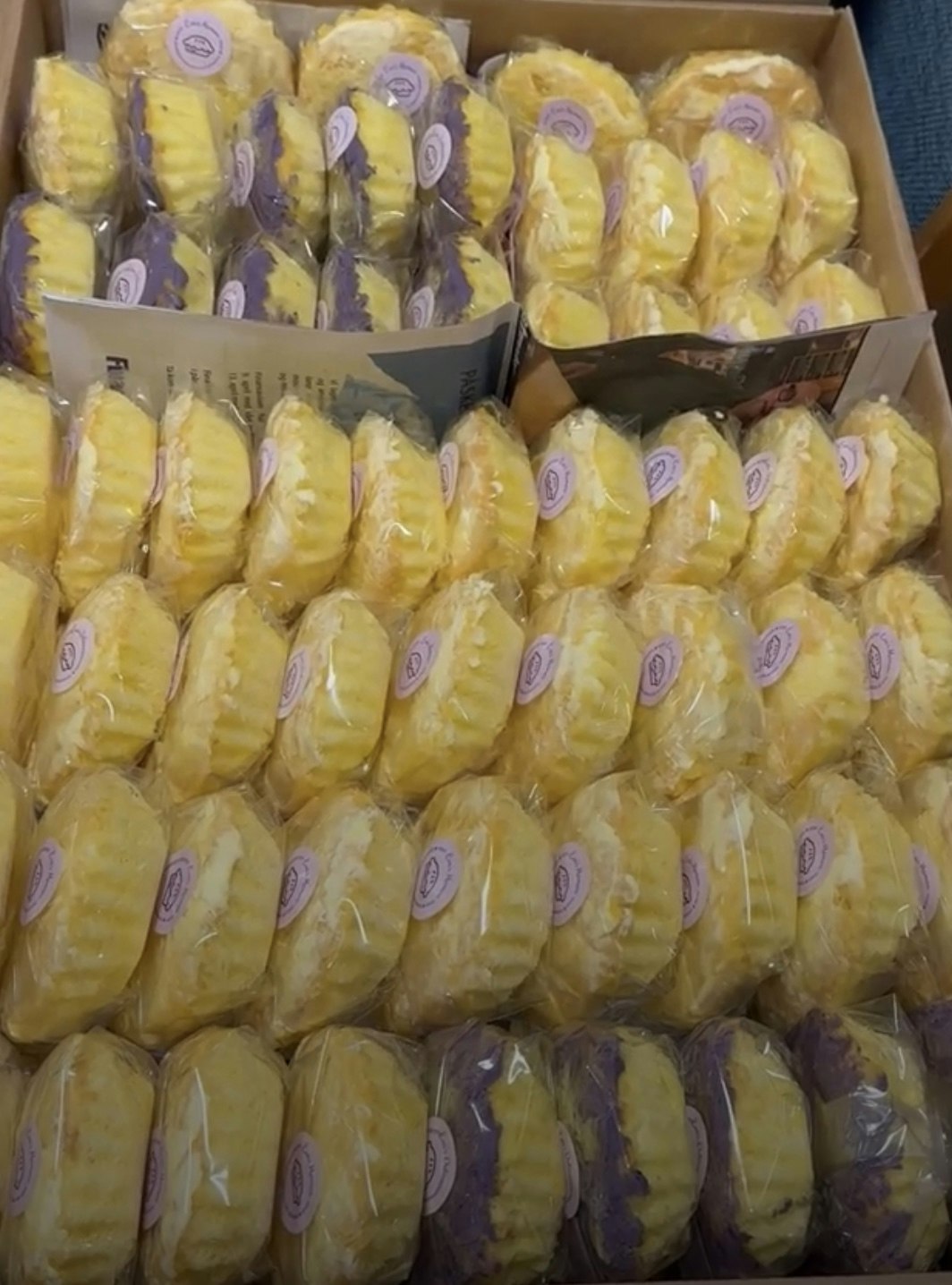 Eva’s mamon  Super fluffy and tasty 3 stk  / assorted