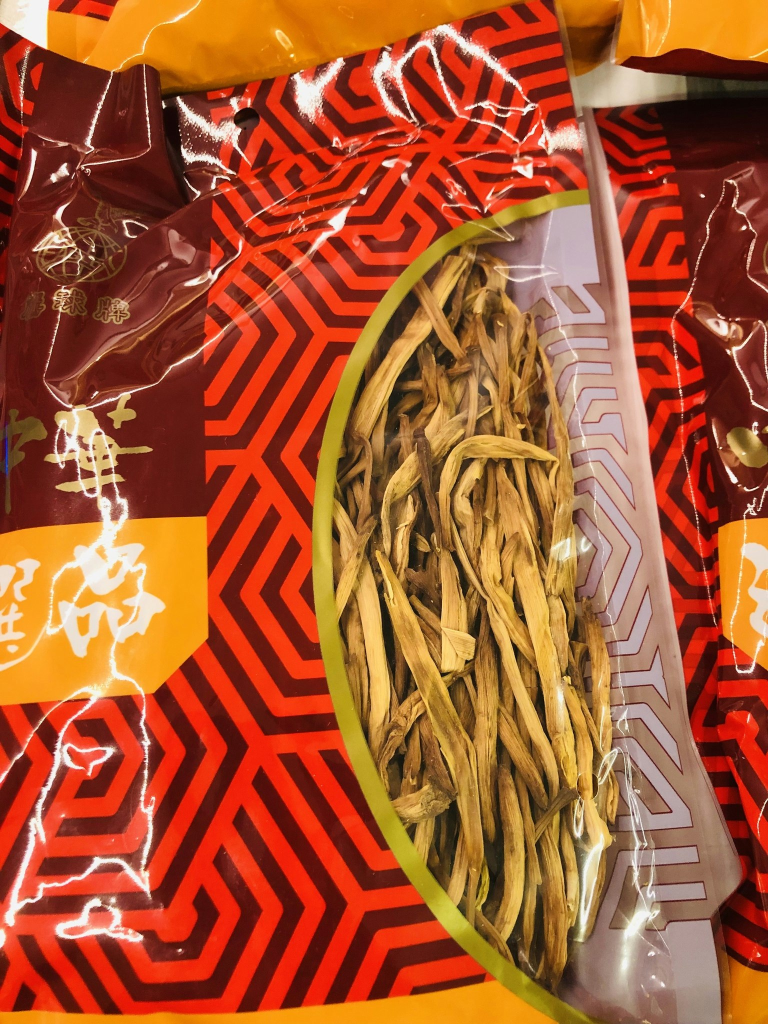 DRIED LILY FLOWER 200g