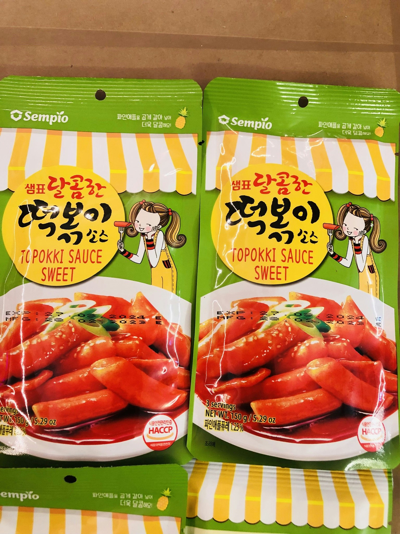 Topokki sauce sweet flavored / Rice cake sauce 125g