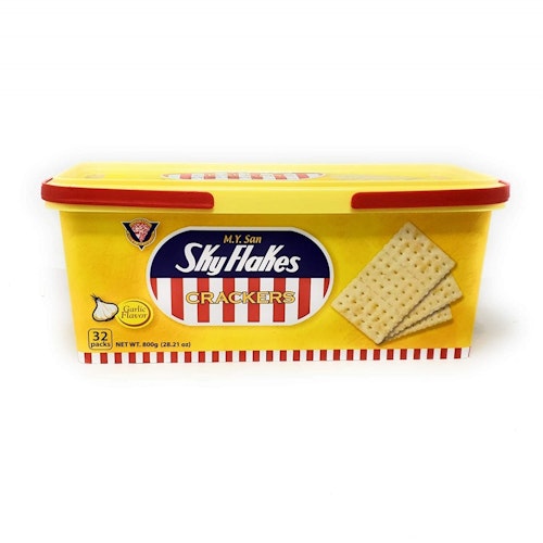 M.Y SAN Skyflakes crackers (GARLIC) 800g