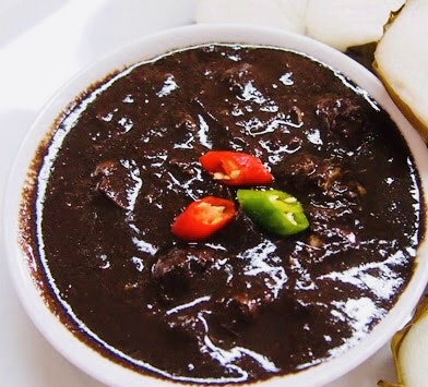 Dinuguan 400g with 5 stk puto