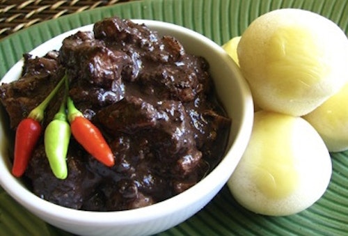 Dinuguan 400g with 5 stk puto