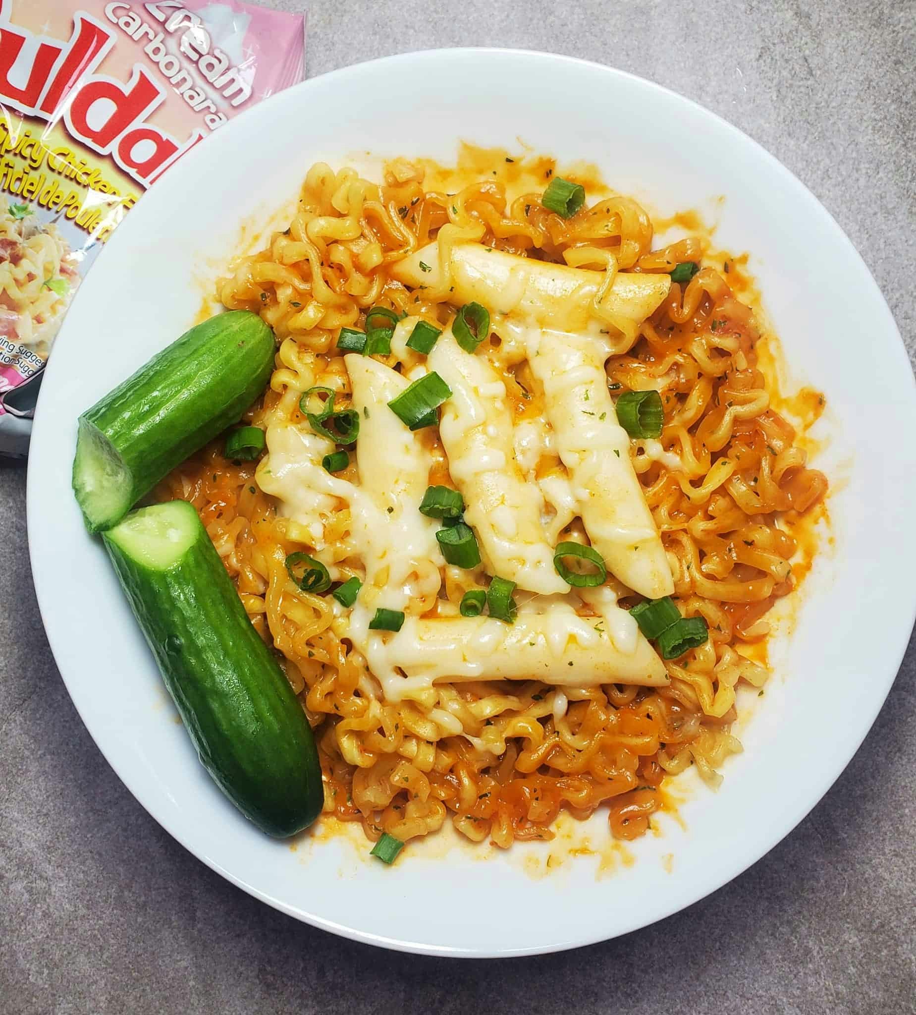 Samyang  carbonara hot chicken flavor ramen (1 pck 5 Stk )