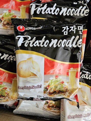 Nongshim Potato Noodle Soup 100g