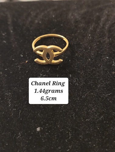 Chanel Ring  1.44grams ( 6.5cm )