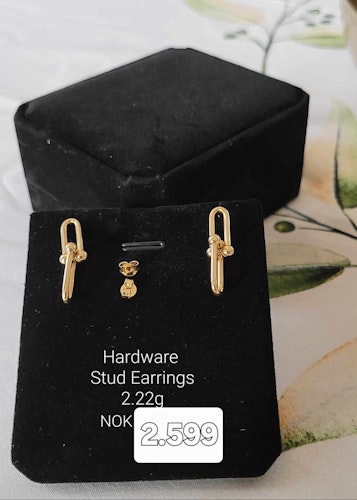Hardware stud Earings  2.22g
