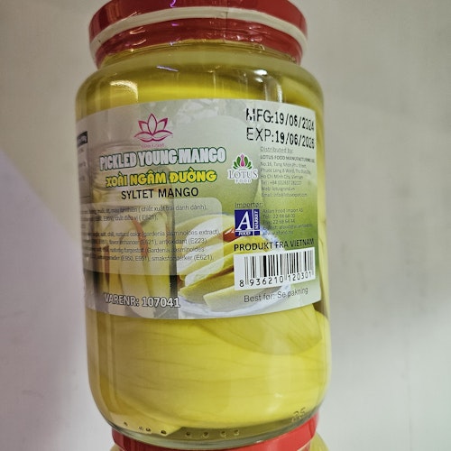 Pickled young mango / Syltet mango  400g