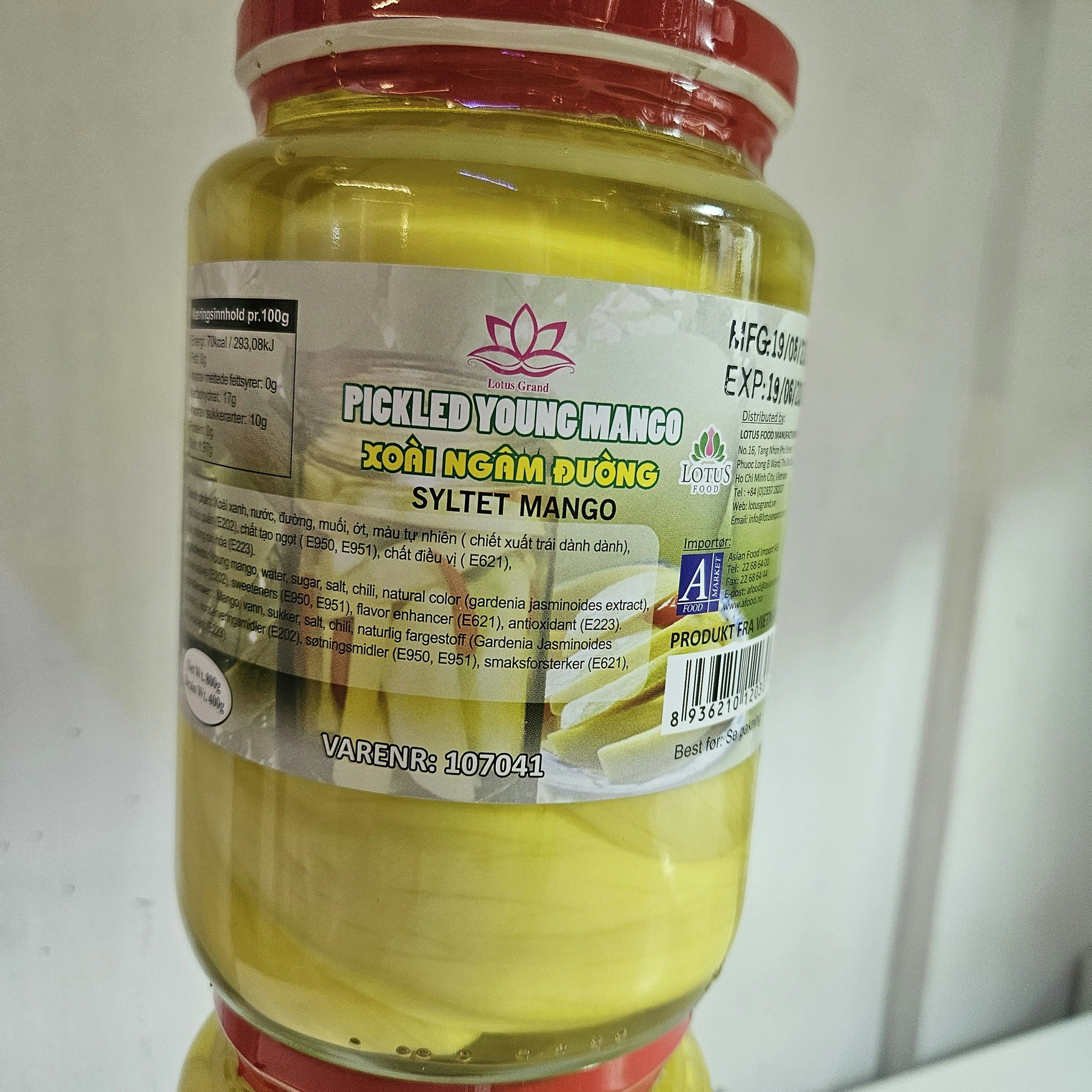 Pickled young mango / Syltet mango  400g
