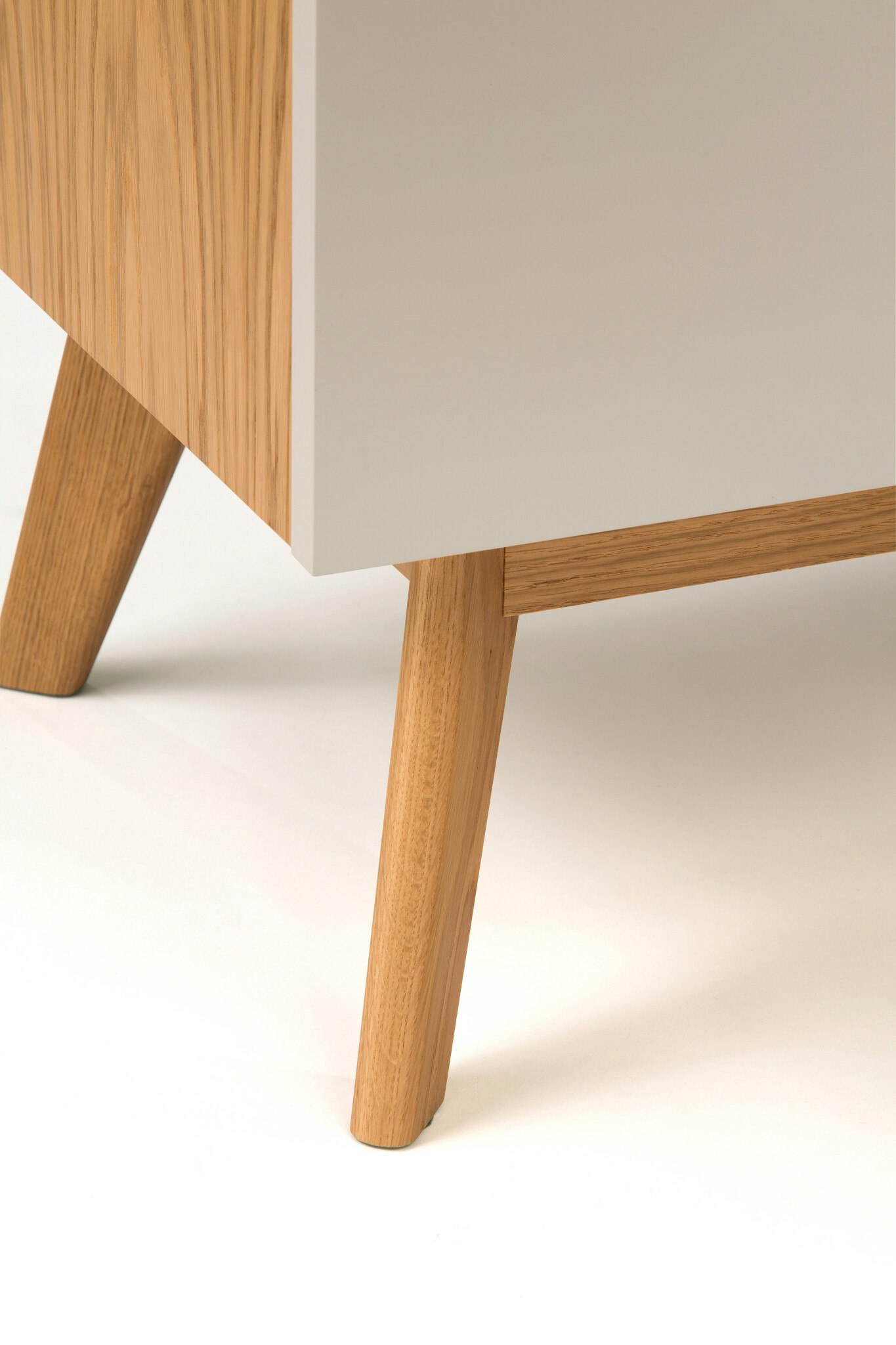AVON OLIVE Sideboard