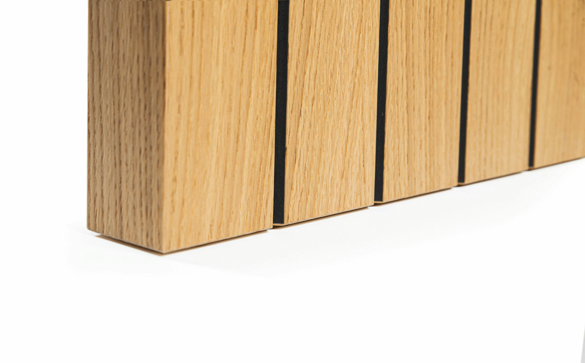STRIPE OAK Matbord