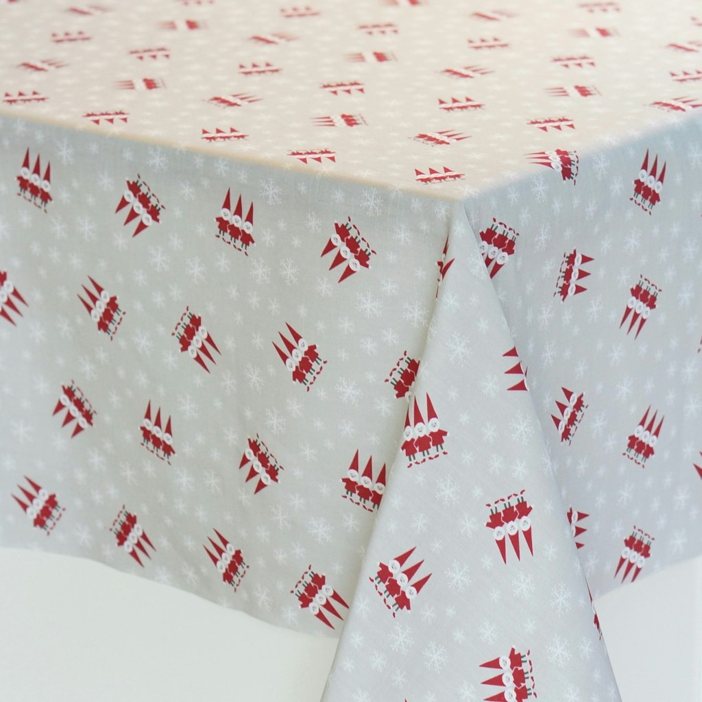 Vaxduk Bomull Jul Tomtenisse Grå 145x220 cm Almedahls Lillytex