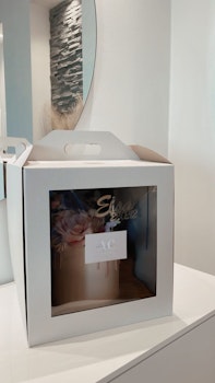 Tårtkartong 22x22x25  med fönster
