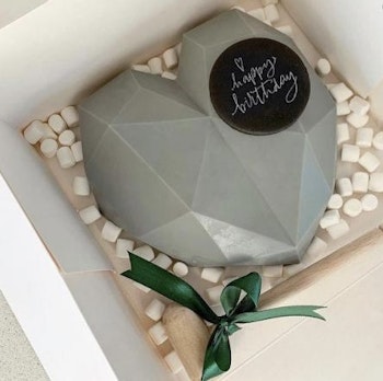 COOKIE EMBOSSER/ Dekorativ stämpel "Happy Birthday”"