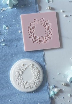 COOKIE EMBOSSER/ Dekorativ stämpel JULKRANS