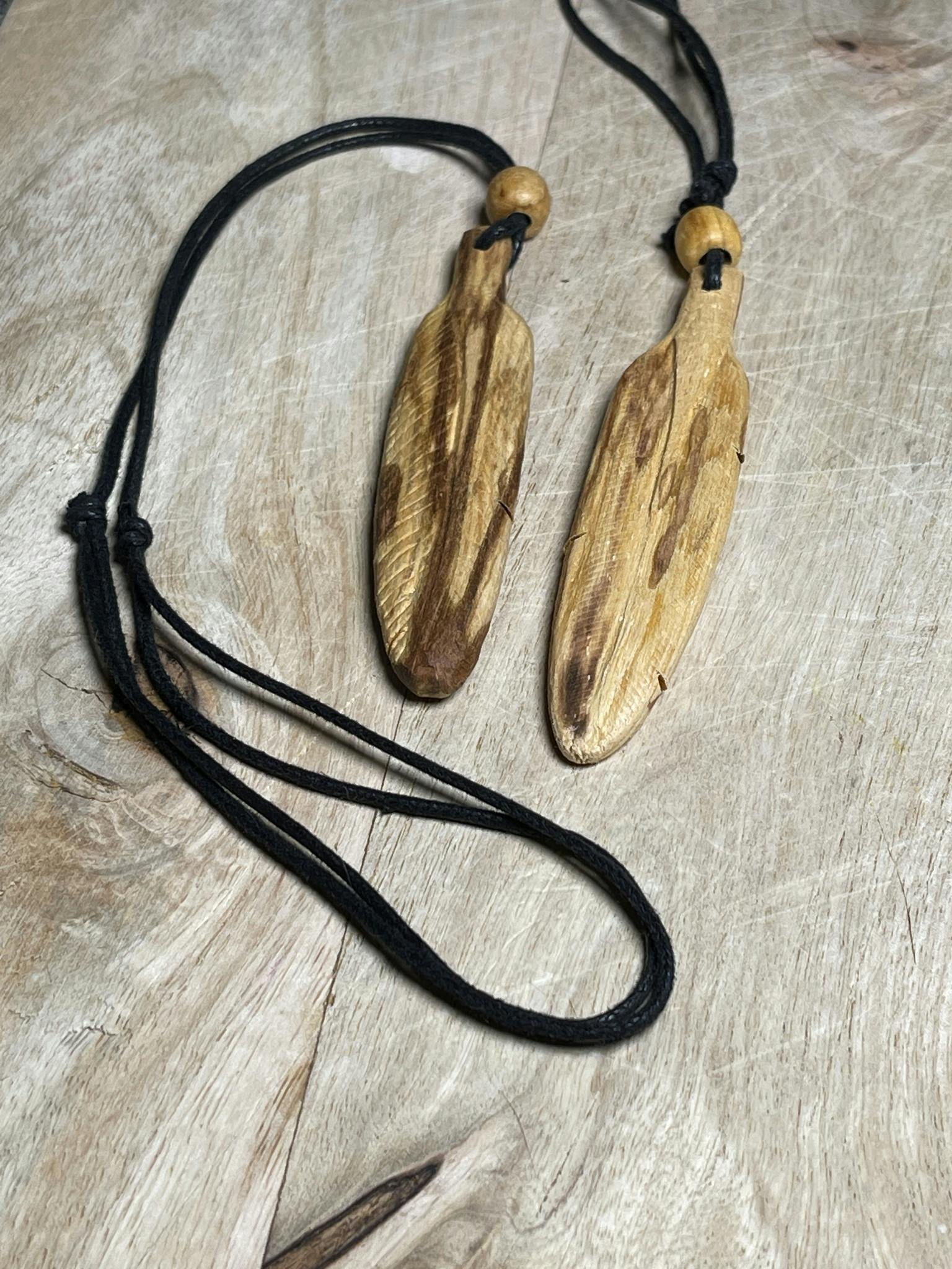 Halsband i Palo Santo