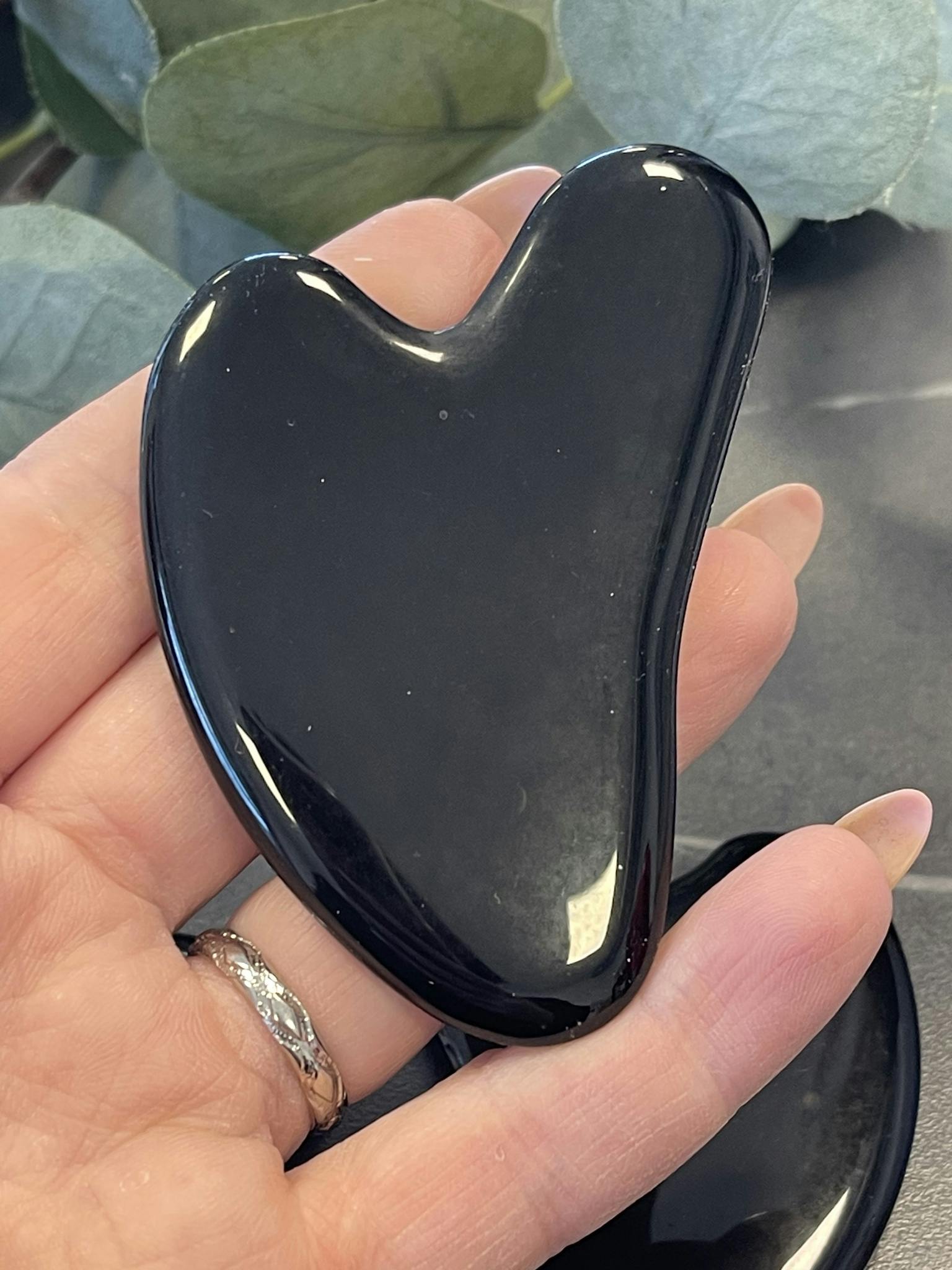 Gua Sha Svart Obsidian