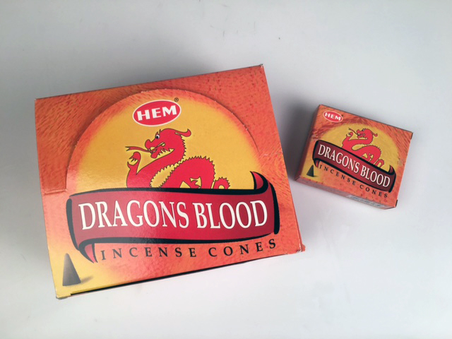 Dragons Blood, Drakblod rökelsekoner, HEM